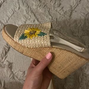 VINTAGE summer heels with sunflower embroidery